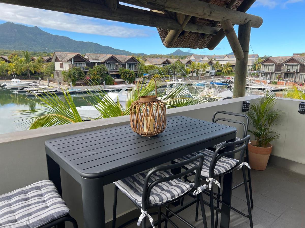 Immaculate Two Beds Luxury Marina Apartment Riviere Noire Bagian luar foto