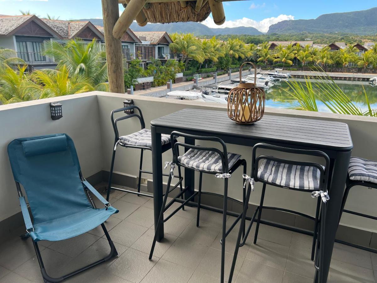 Immaculate Two Beds Luxury Marina Apartment Riviere Noire Bagian luar foto